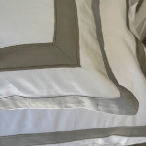 Funda de Cojin Inscrustacion gris  50 x 70